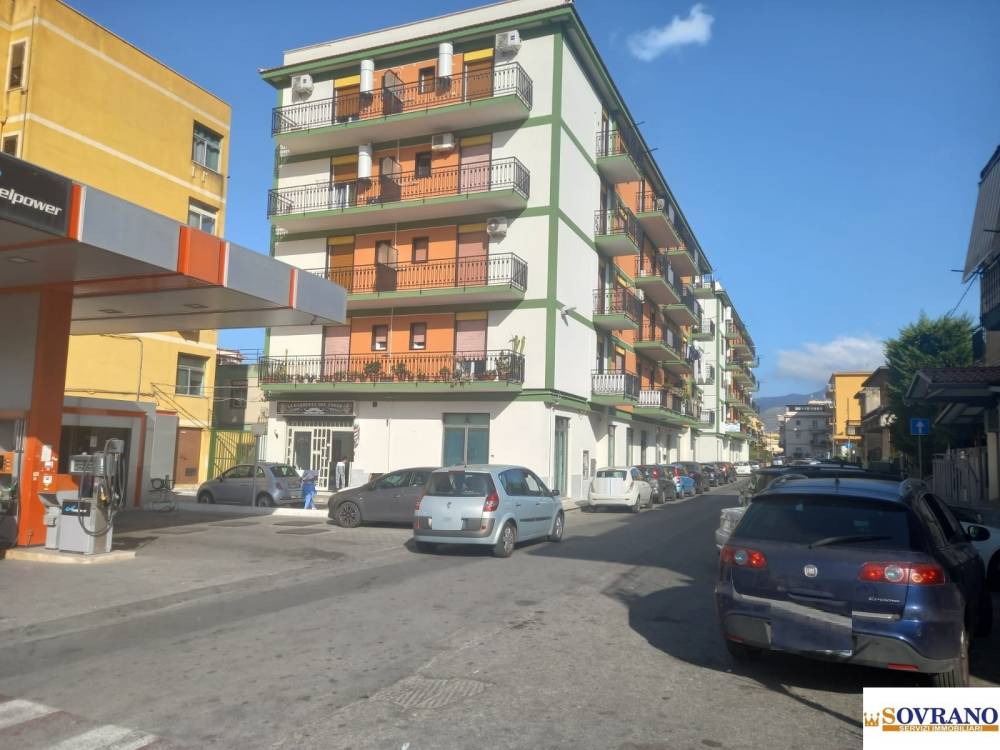 negozio in affitto a Carini