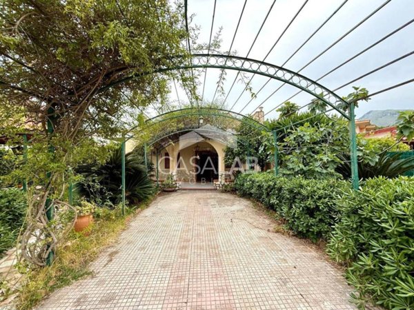 casa indipendente in affitto a Carini in zona Villagrazia di Carini