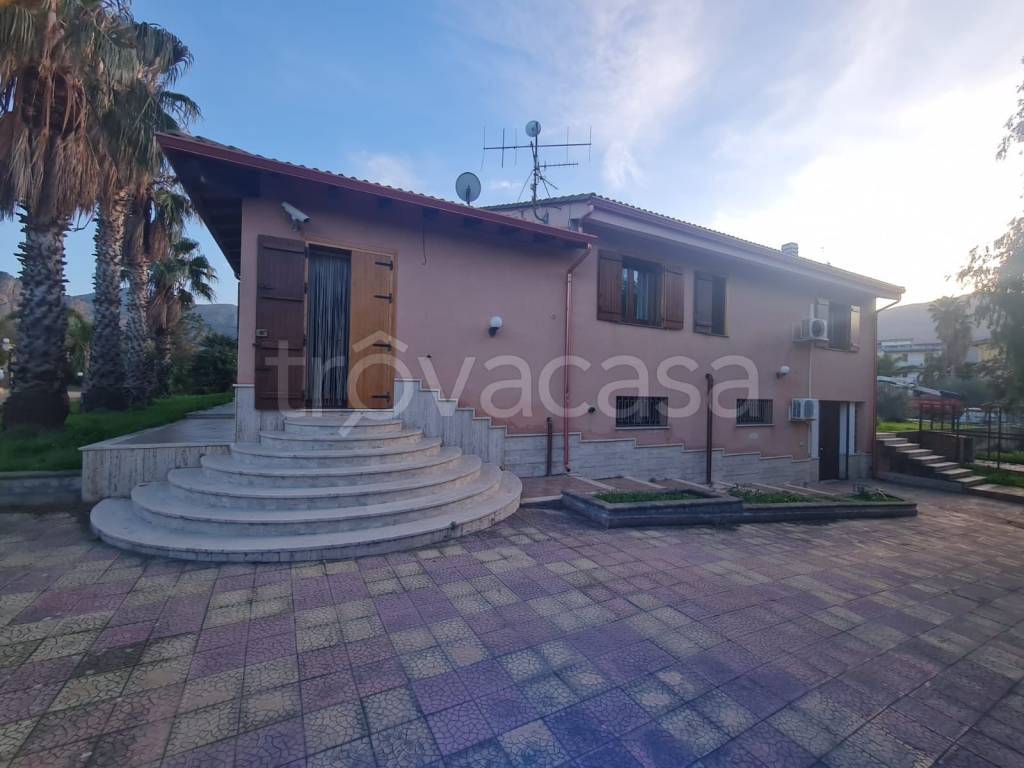 casa indipendente in affitto a Carini