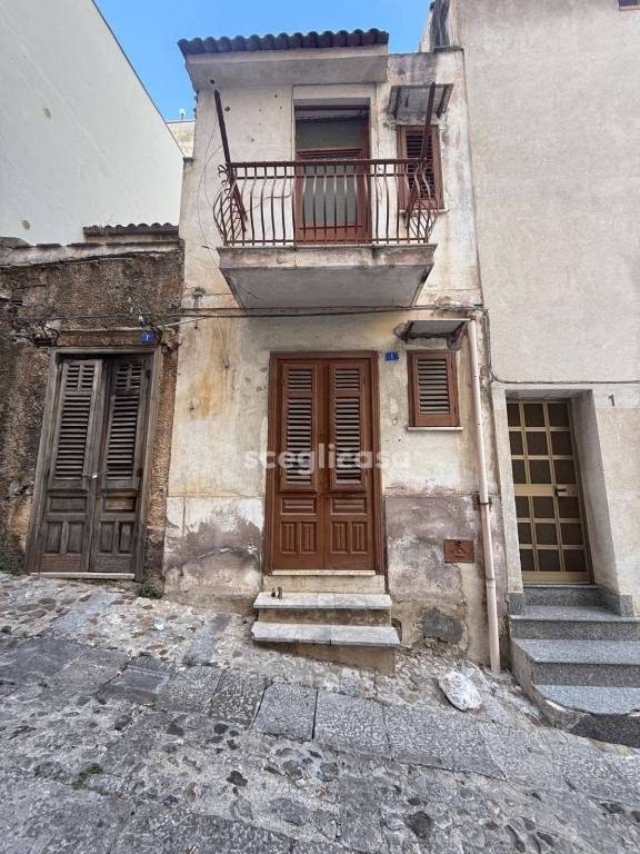 appartamento in affitto a Carini in zona Villagrazia di Carini