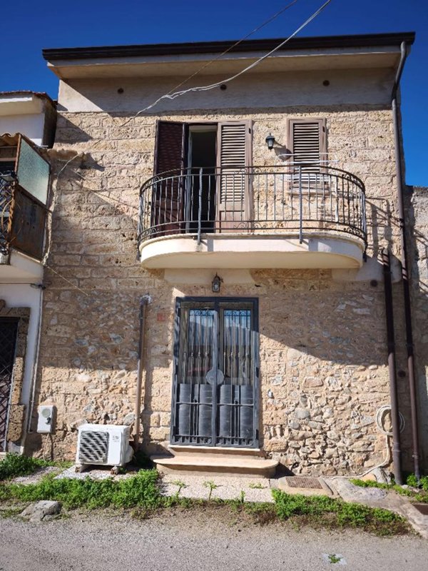 casa indipendente in affitto a Carini in zona Villagrazia di Carini