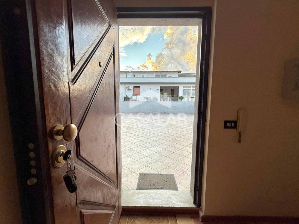 negozio in affitto a Carini in zona Bivio Foresta