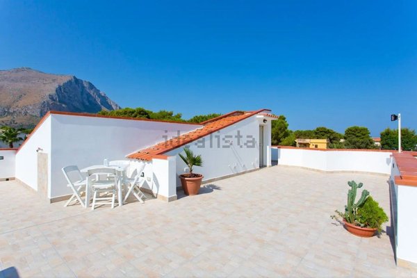 casa indipendente in affitto a Carini