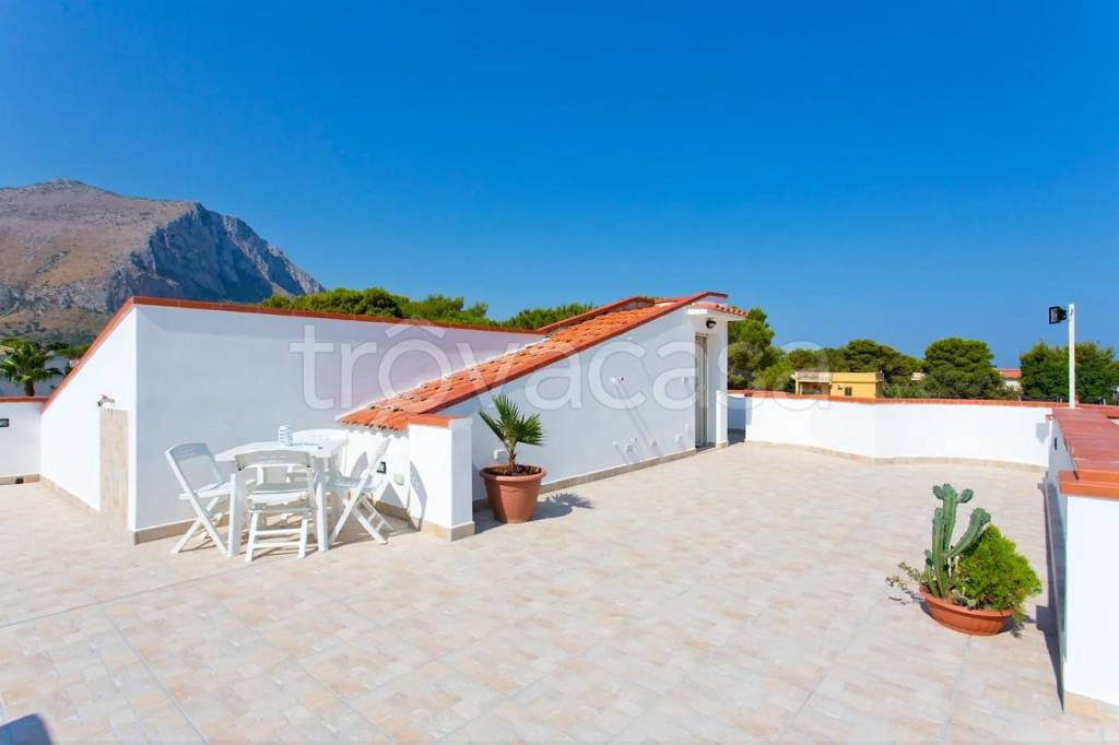 casa indipendente in affitto a Carini