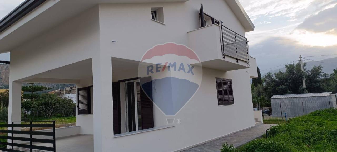 casa indipendente in affitto a Carini