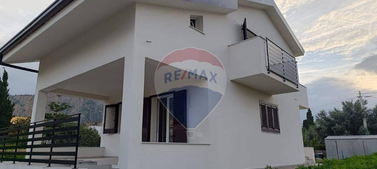 casa indipendente in affitto a Carini