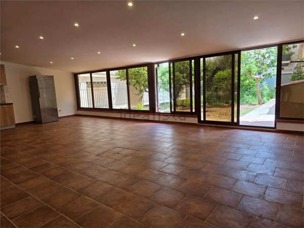 negozio in affitto a Carini