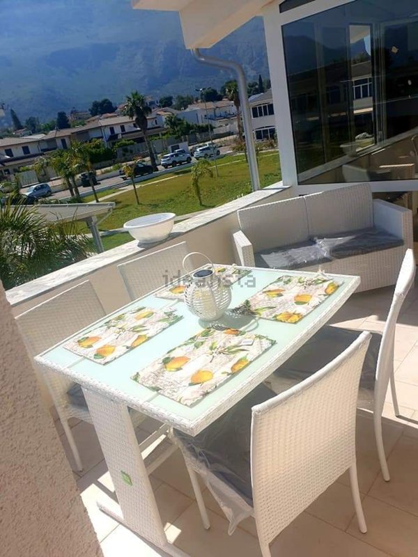 appartamento in affitto a Carini in zona Villagrazia di Carini