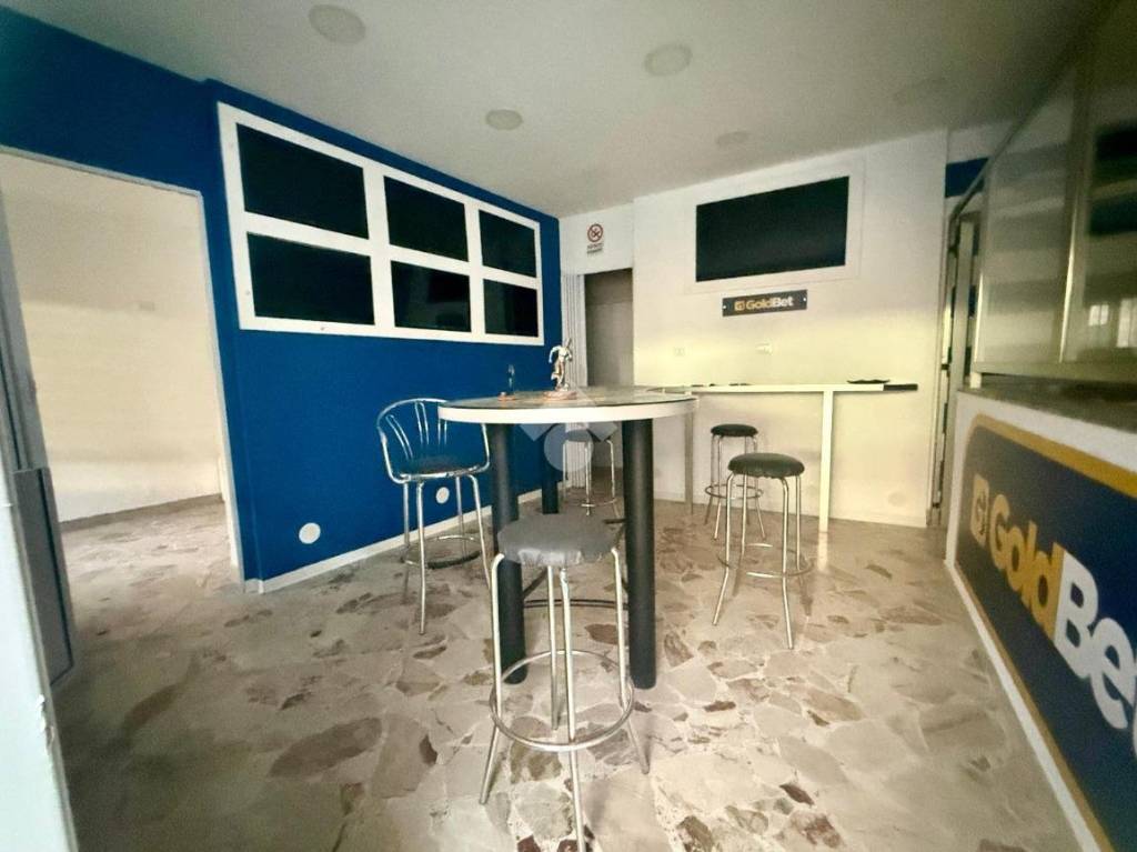 negozio in affitto a Carini