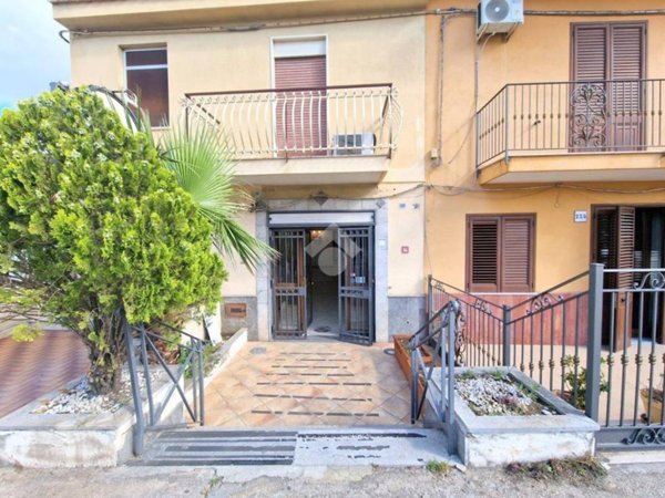 negozio in affitto a Carini