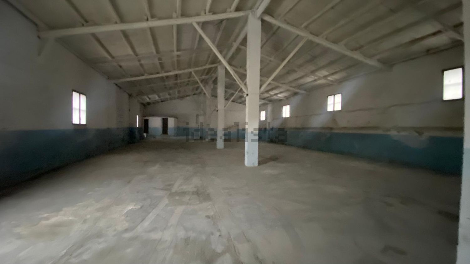 locale di sgombero in affitto a Carini