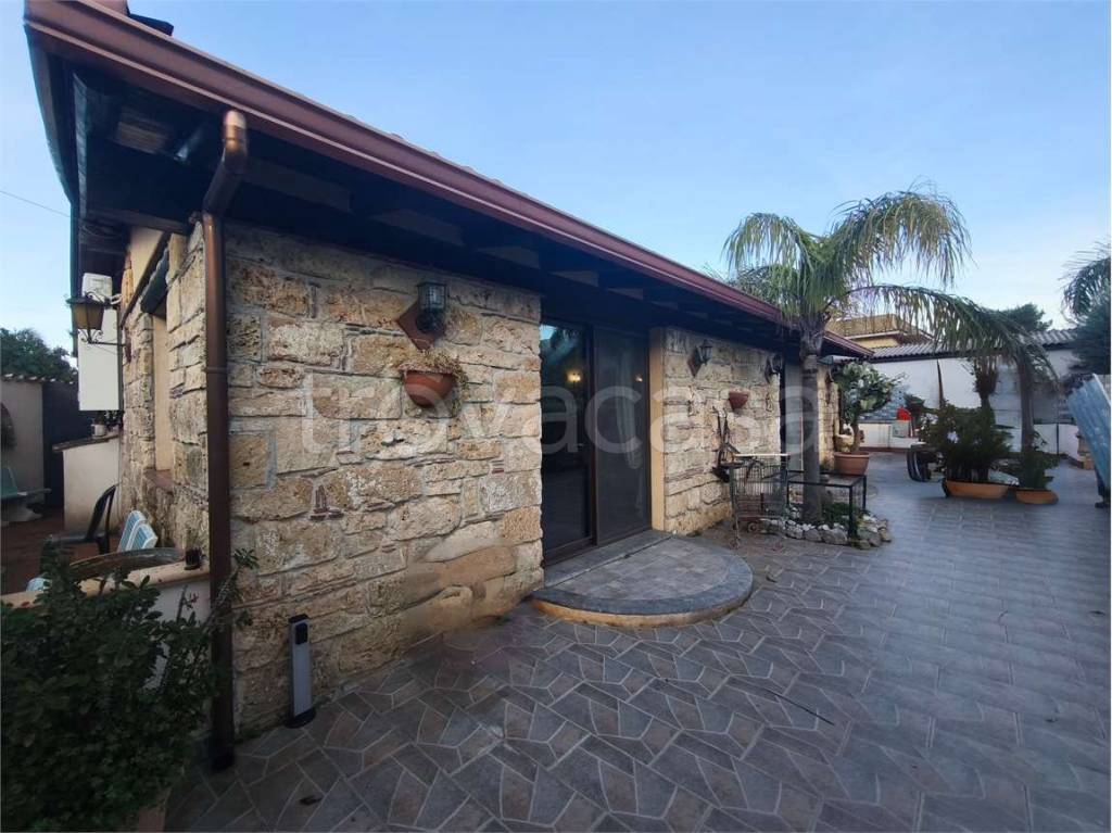 casa indipendente in affitto a Carini