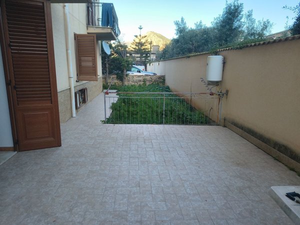 appartamento in affitto a Carini