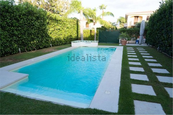 quadrivano in affitto a Carini in zona Piraineto