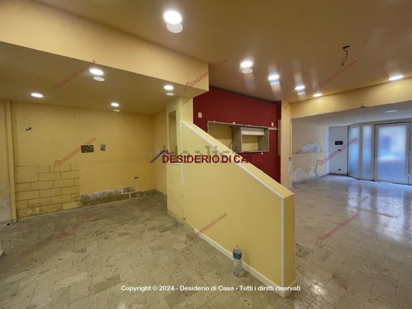 locale commerciale in affitto a Carini