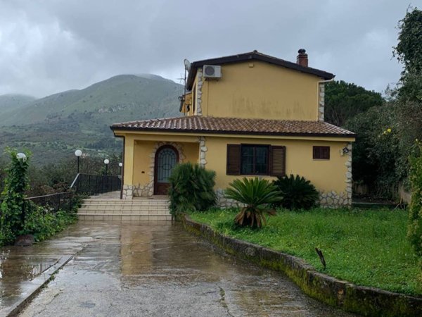 casa indipendente in affitto a Carini