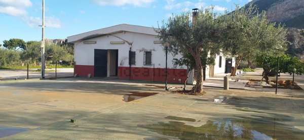 locale commerciale in affitto a Carini in zona Bivio Foresta