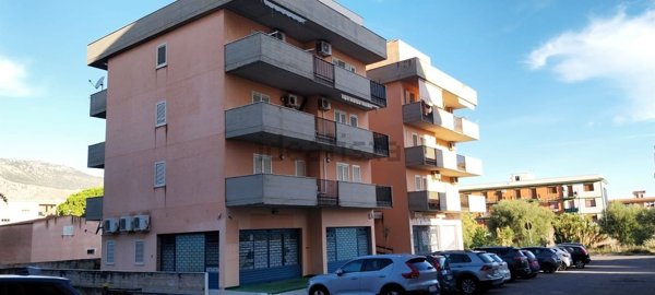 appartamento in affitto a Carini