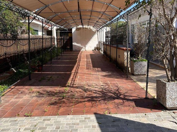 casa indipendente in affitto a Carini in zona Villagrazia di Carini
