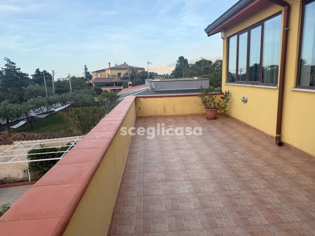 appartamento in affitto a Carini in zona Villagrazia di Carini