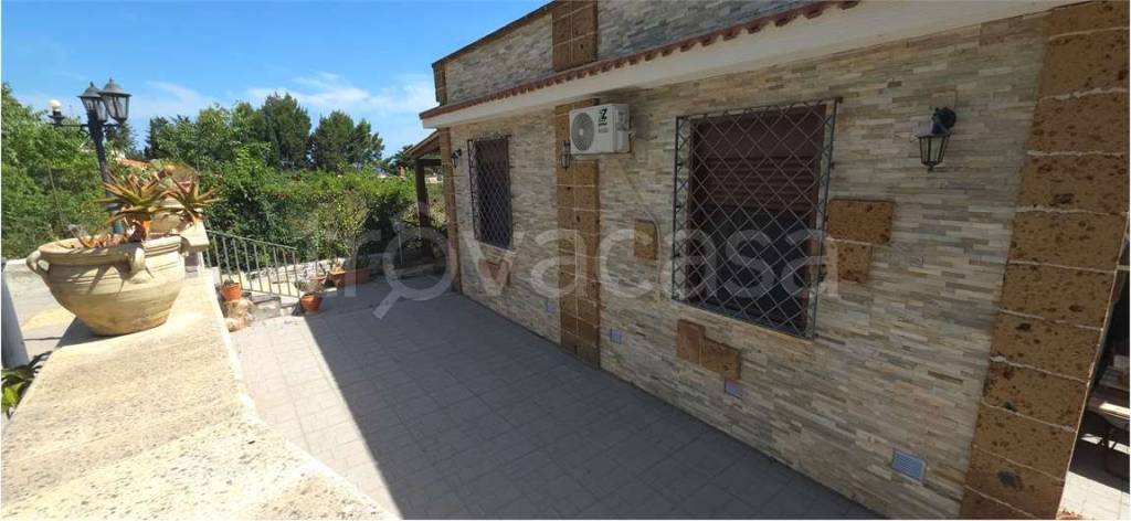 casa indipendente in affitto a Carini