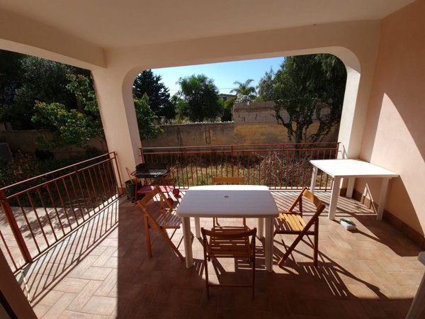 appartamento in affitto a Carini in zona Piraineto
