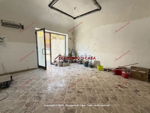 negozio in affitto a Carini in zona Villagrazia di Carini