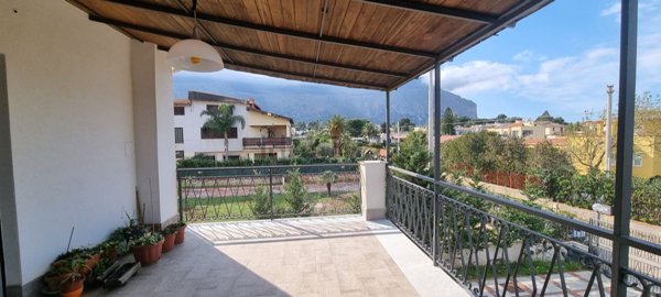 appartamento in affitto a Carini