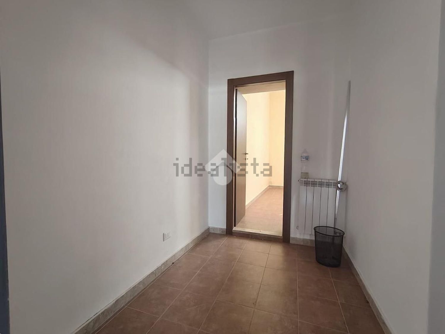negozio in affitto a Carini in zona Villagrazia di Carini