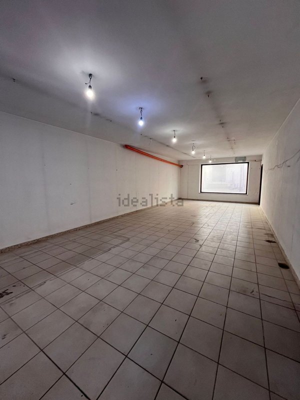 locale commerciale in affitto a Casteldaccia