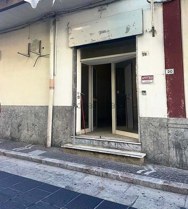locale commerciale in affitto a Casteldaccia