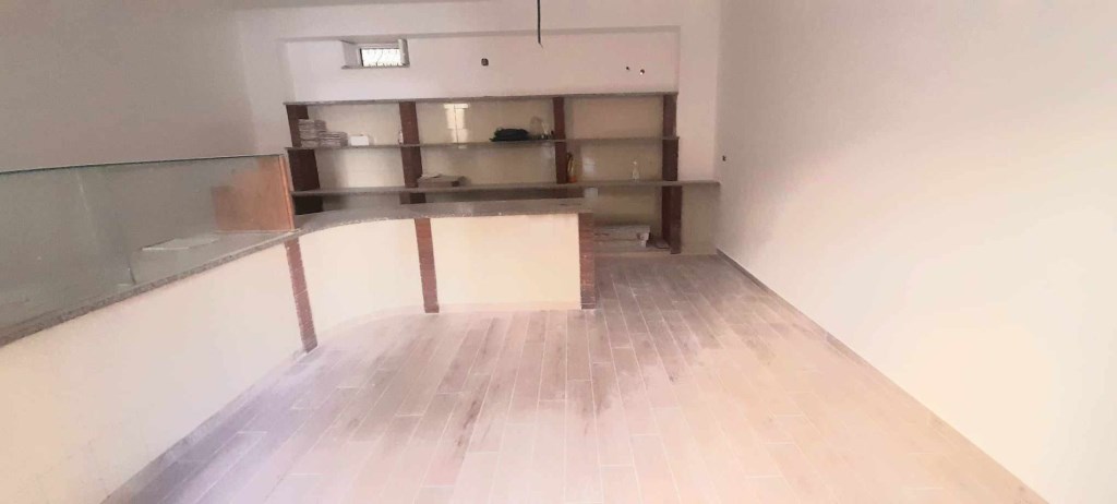 locale commerciale in affitto a Casteldaccia