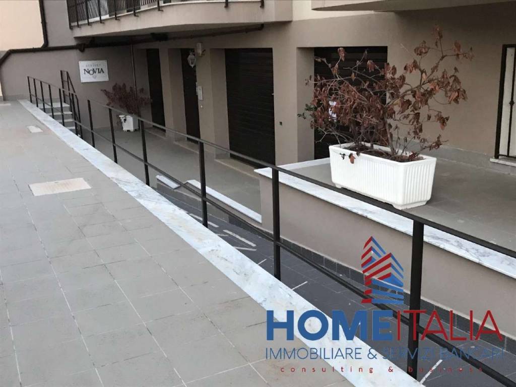 negozio in affitto a Casteldaccia