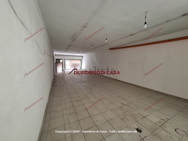 locale commerciale in affitto a Casteldaccia