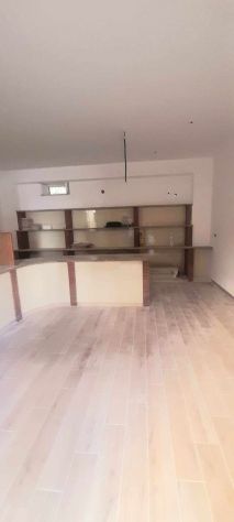 locale commerciale in affitto a Casteldaccia