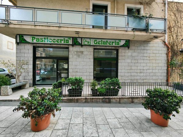 negozio in affitto a Casteldaccia