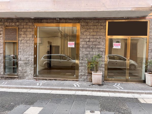 negozio in affitto a Casteldaccia