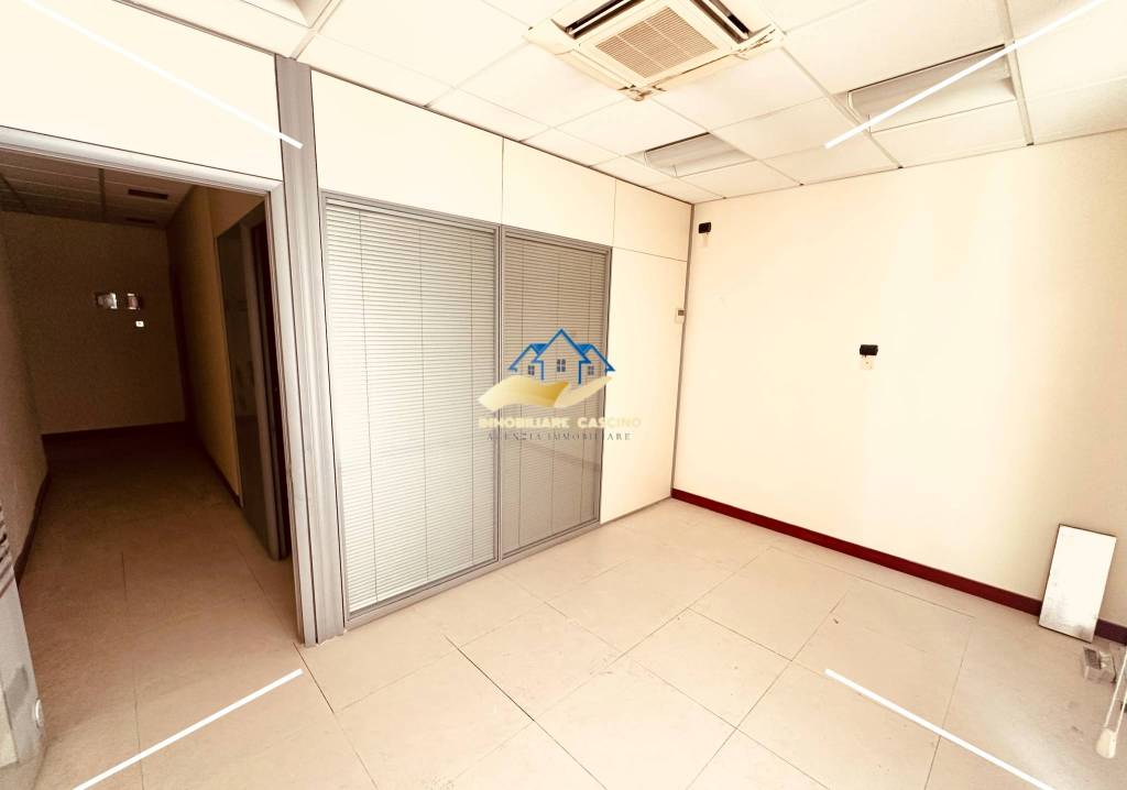 locale commerciale in affitto a Casteldaccia