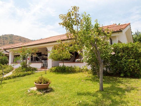 casa indipendente in affitto a Cefalù