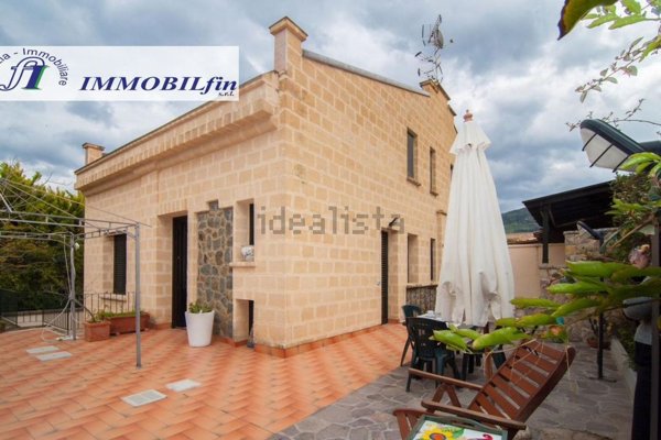 casa indipendente in affitto a Cefalù