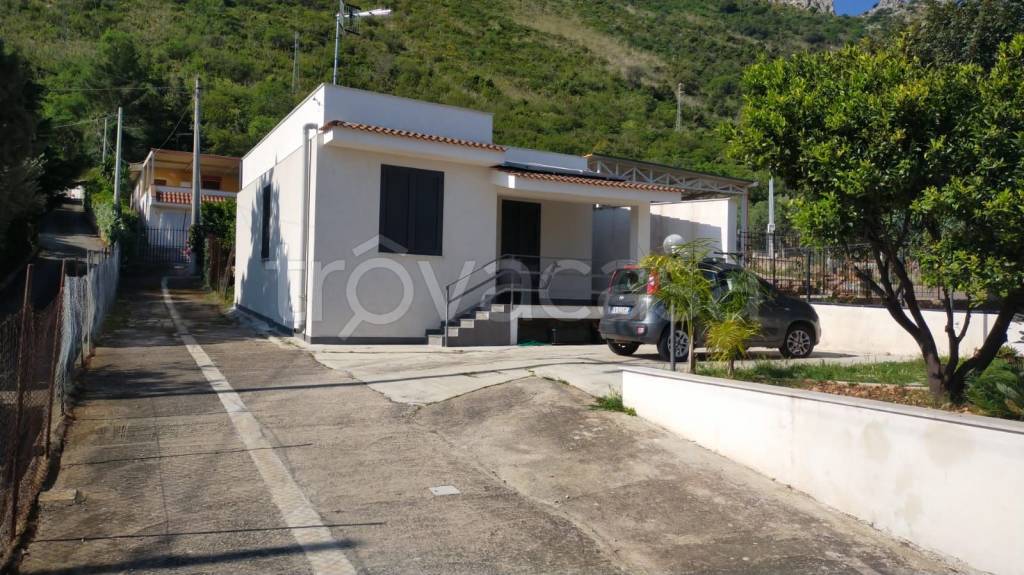 casa indipendente in affitto a Cinisi