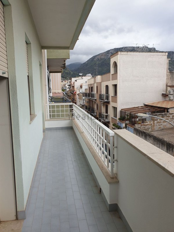 appartamento in affitto a Cinisi