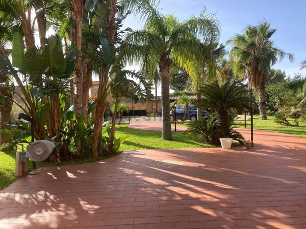 casa indipendente in affitto a Cinisi