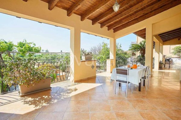 casa indipendente in affitto a Cinisi