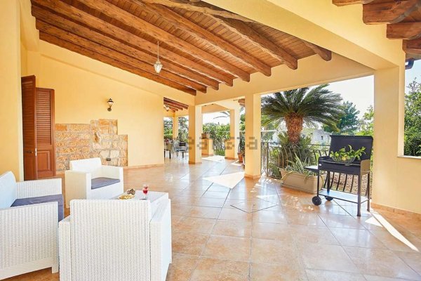 casa indipendente in affitto a Cinisi