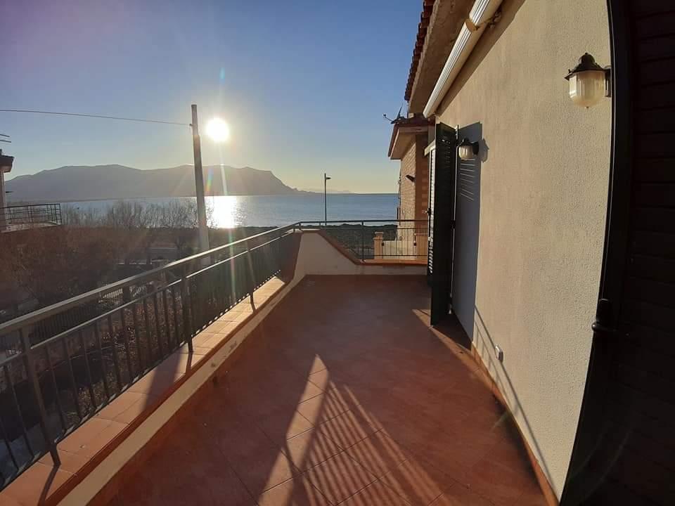 appartamento in affitto ad Isola delle Femmine
