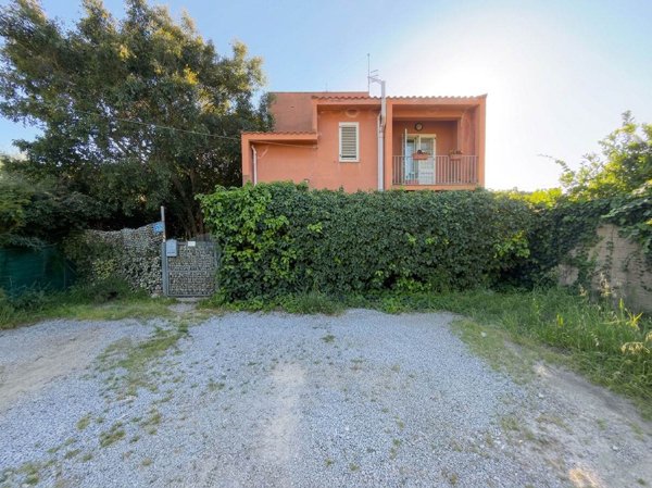 casa indipendente in affitto a Lascari