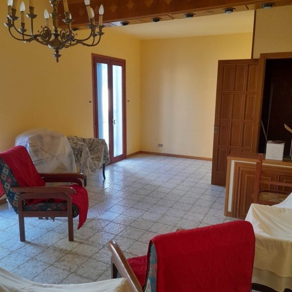 appartamento in affitto a Lascari