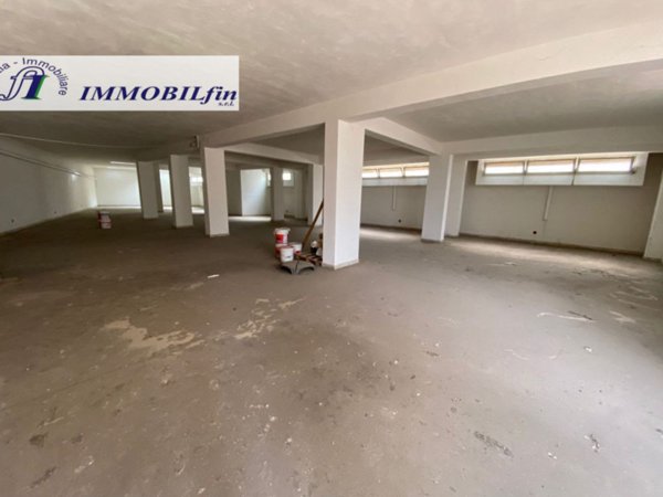 locale di sgombero in affitto a Misilmeri in zona Portella di Mare