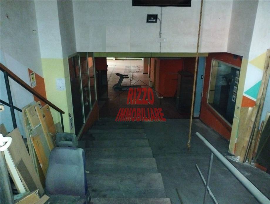 negozio in affitto a Misilmeri in zona Portella di Mare